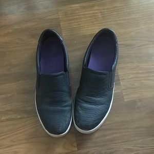 Great Condition Black Voux Snake Sneakers!!